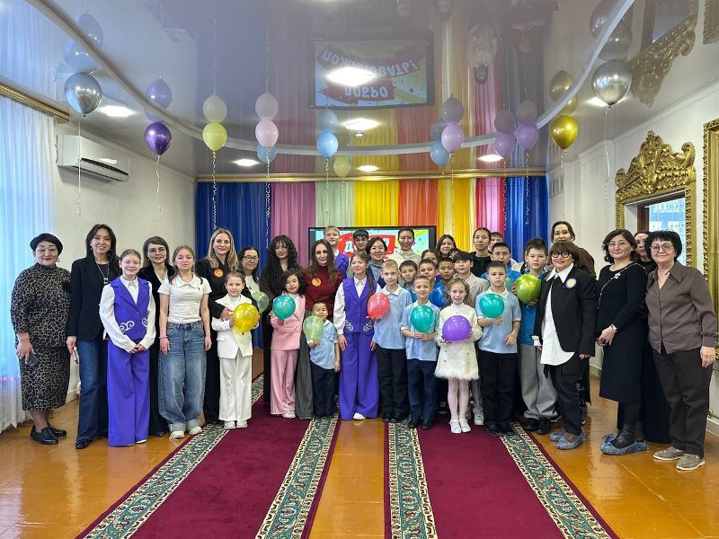 Жаңа таныстар - жаңа көкжиектер