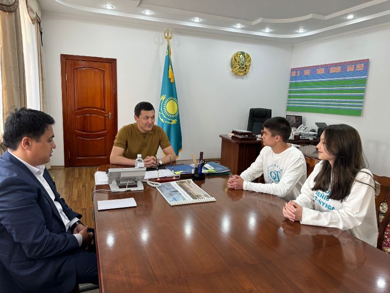 Әкіммен өткізген бір күн